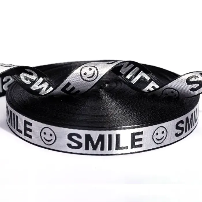 Жакардова плетена стрічка